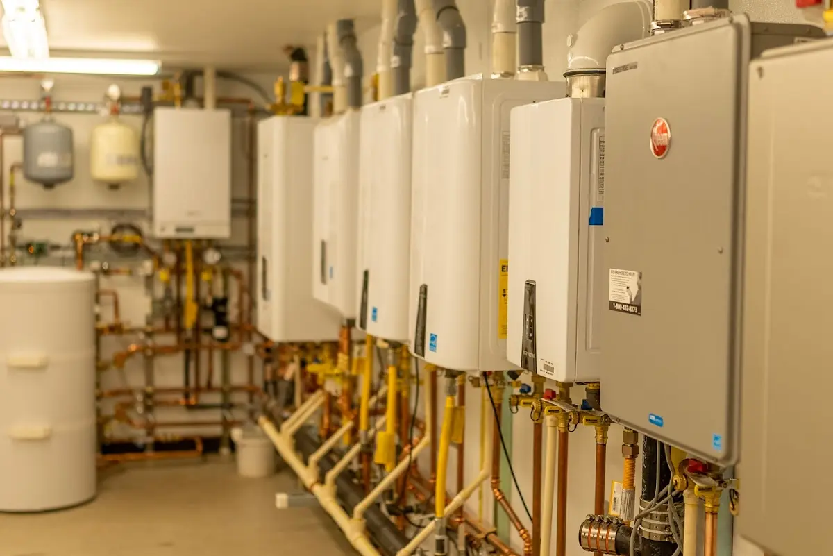 Plumbing services in Central Gardens, TX